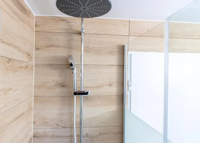 Avec Piscine Gratuite *